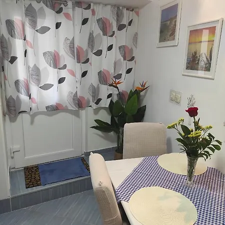 Cosy In Centar Apartman *